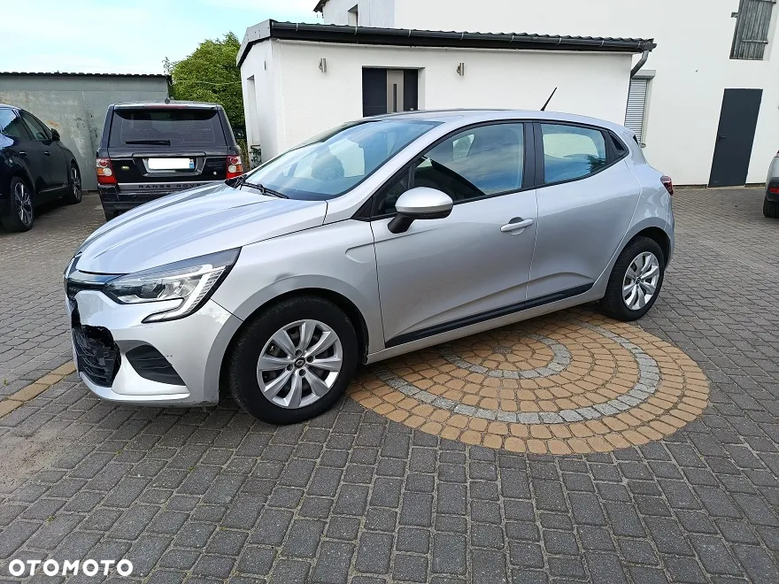 Renault Clio - 7