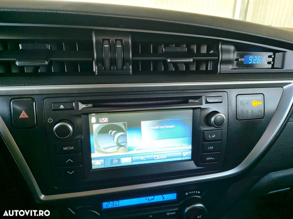 Toyota Auris 1.4 D-4D Comfort - 22