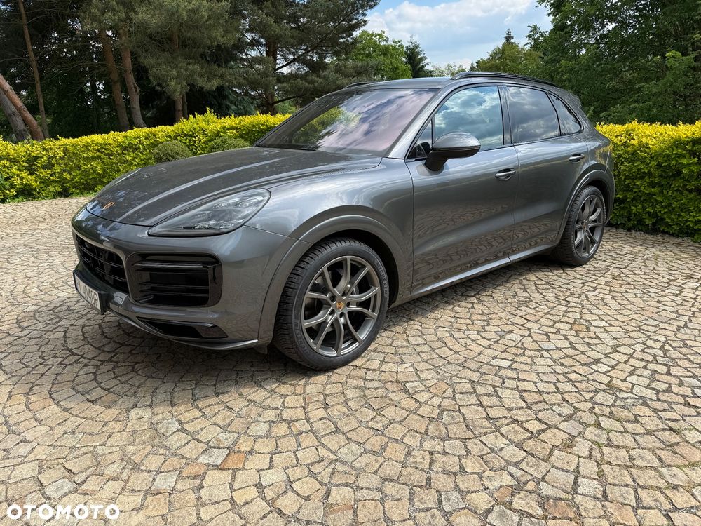 Porsche Cayenne - 5