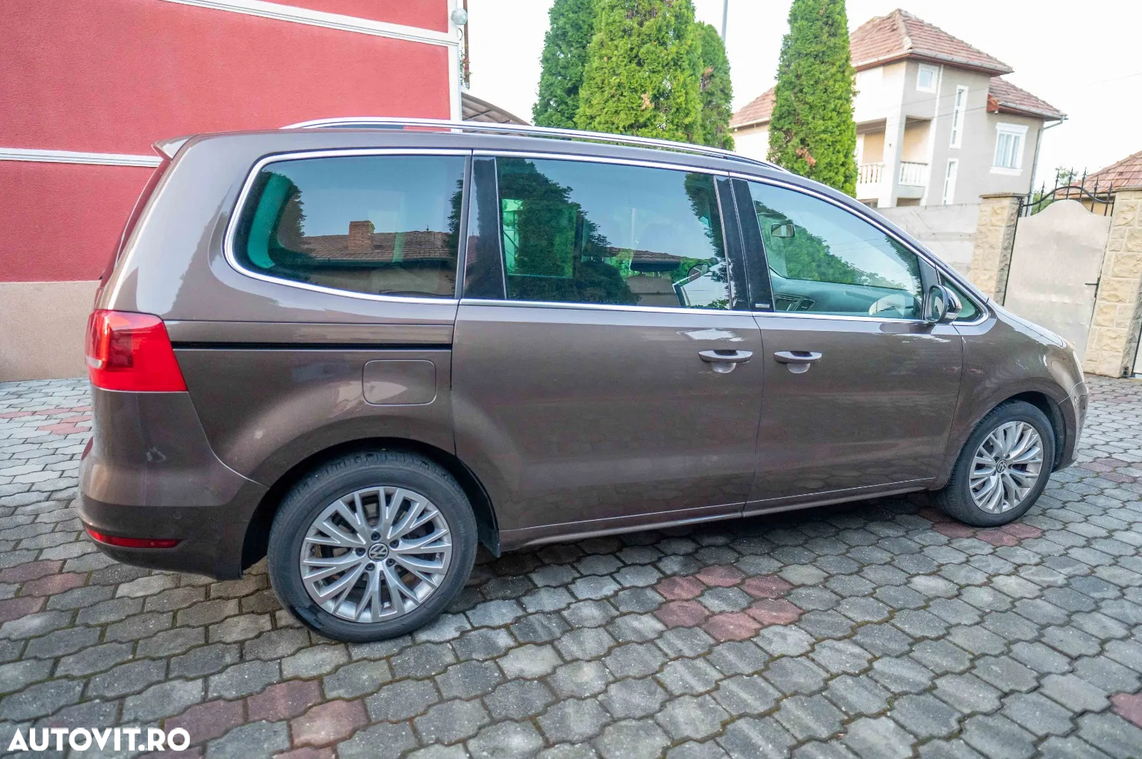Volkswagen Sharan 2.0 TDI DSG Blue Motion Highline - 5