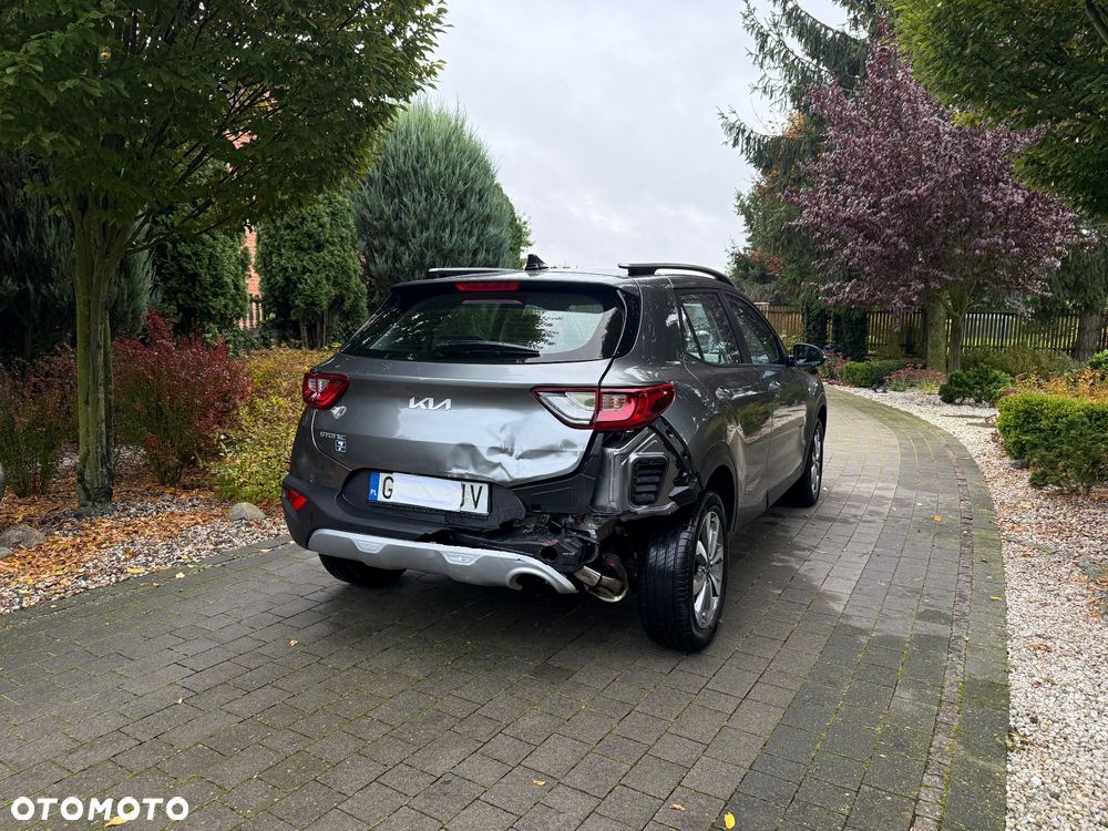Kia Stonic 1.2 L - 11