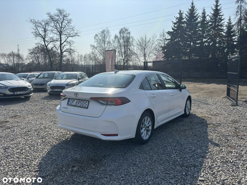 Toyota Corolla - 11