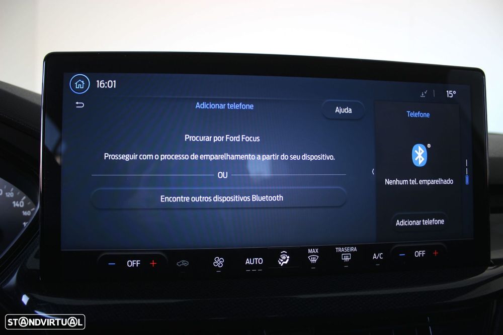 Ford Focus 1.0 EcoBoost MHEV ST-Line - 34