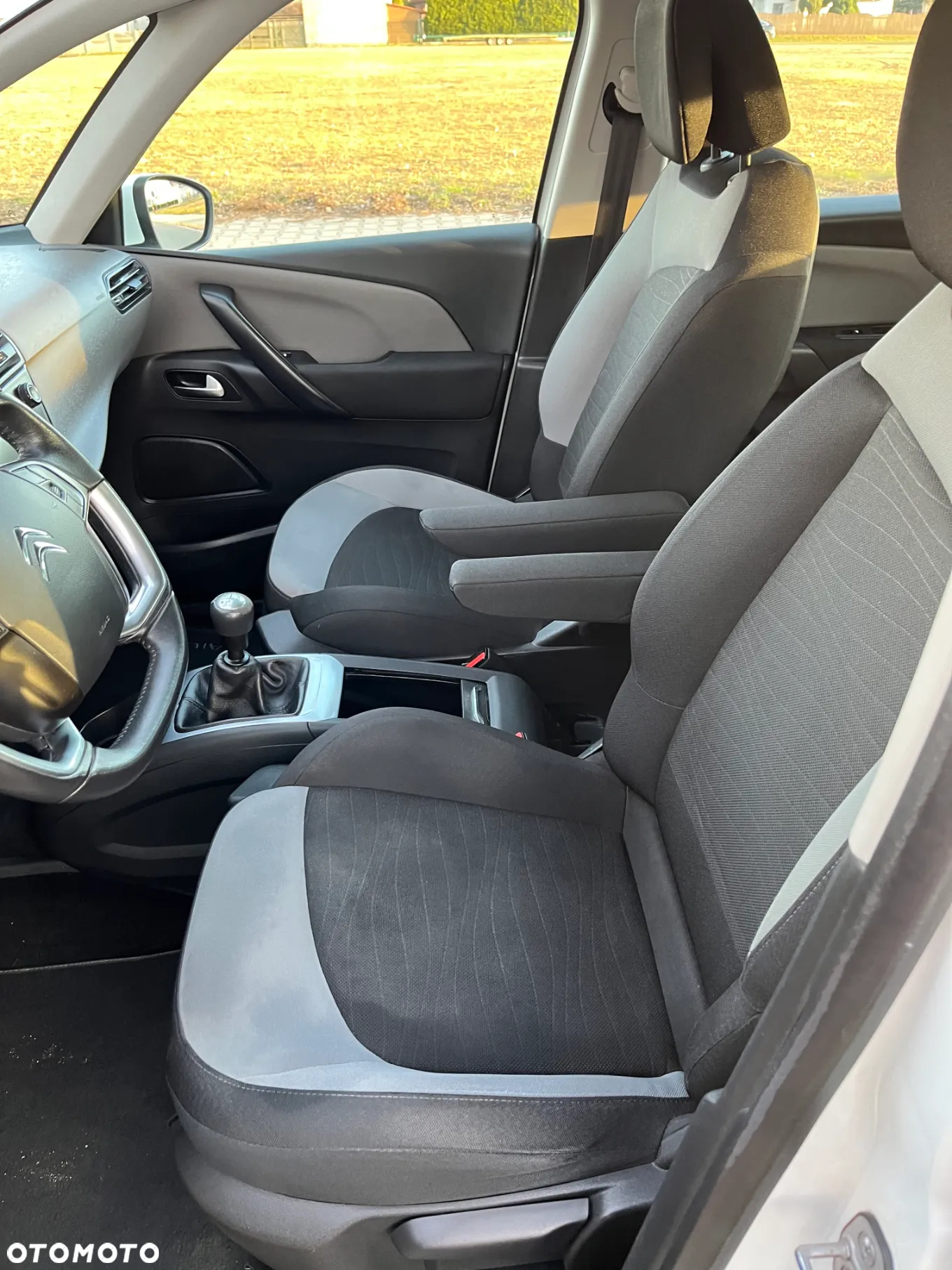 Citroën C4 Picasso e-HDi 115 Attraction - 9