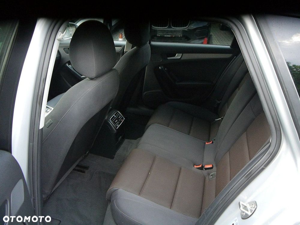 Audi A4 Allroad 2.0 TDI Quattro - 28