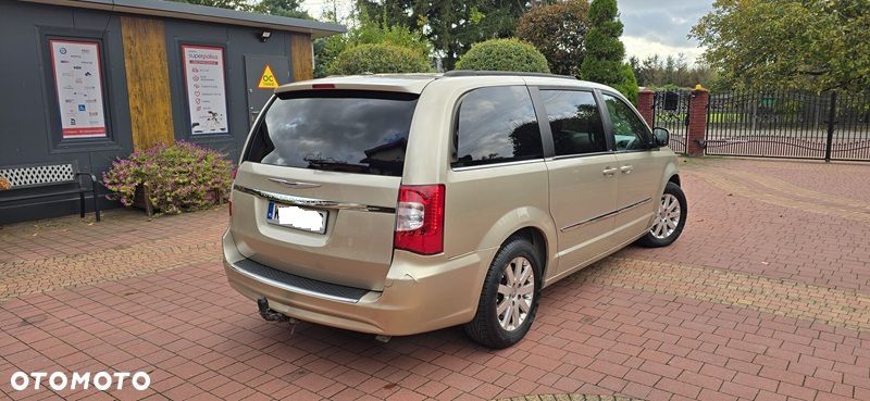 Chrysler Town & Country 3.6 Limited - 4