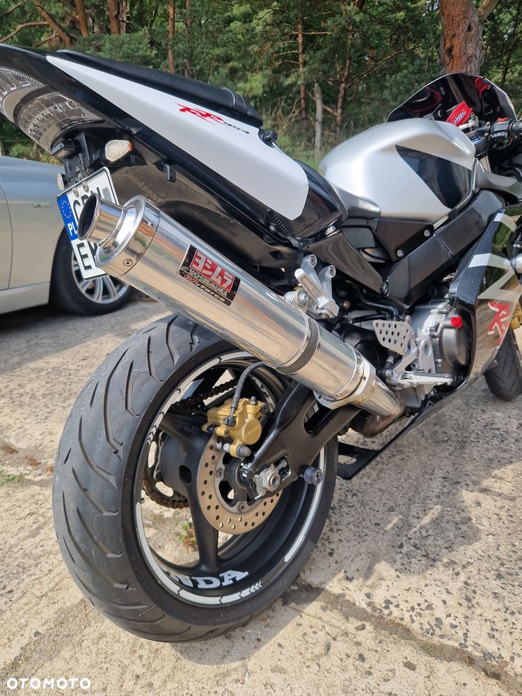 Honda CBR - 6