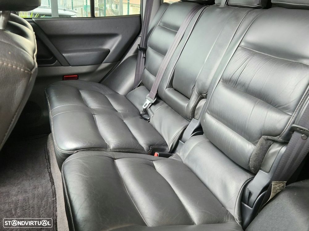 Mitsubishi Pajero 3.2 DI-D GLS ABS+CA+TA - 10