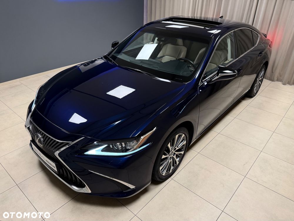 Lexus ES 300h Business Edition - 3