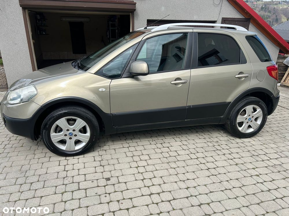 Fiat Sedici 1.9 Multijet 4x4 Dynamic - 4