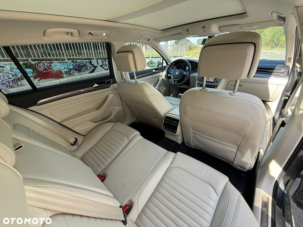Volkswagen Passat Alltrack 2.0 TSI (BMT) 4Motion DSG - 22