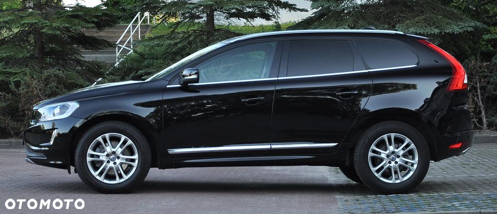 Volvo XC 60 D4 Geartronic Summum - 4