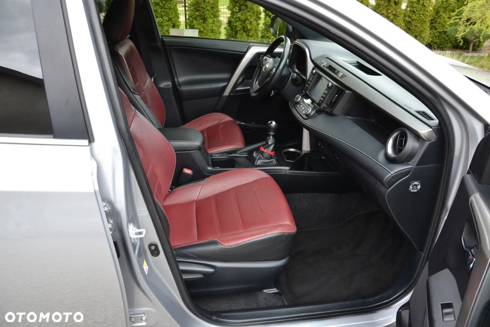 Toyota RAV4 2.0 Prestige 4x4 - 8