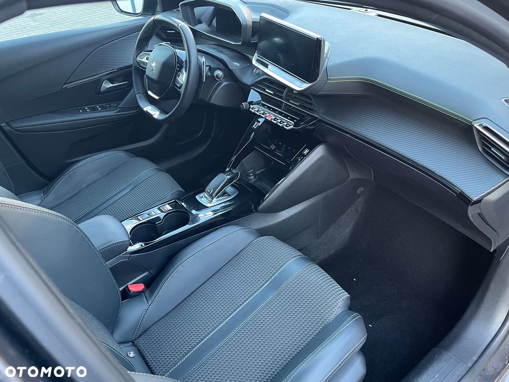 Peugeot 208 PureTech 130 EAT8 GT - 17