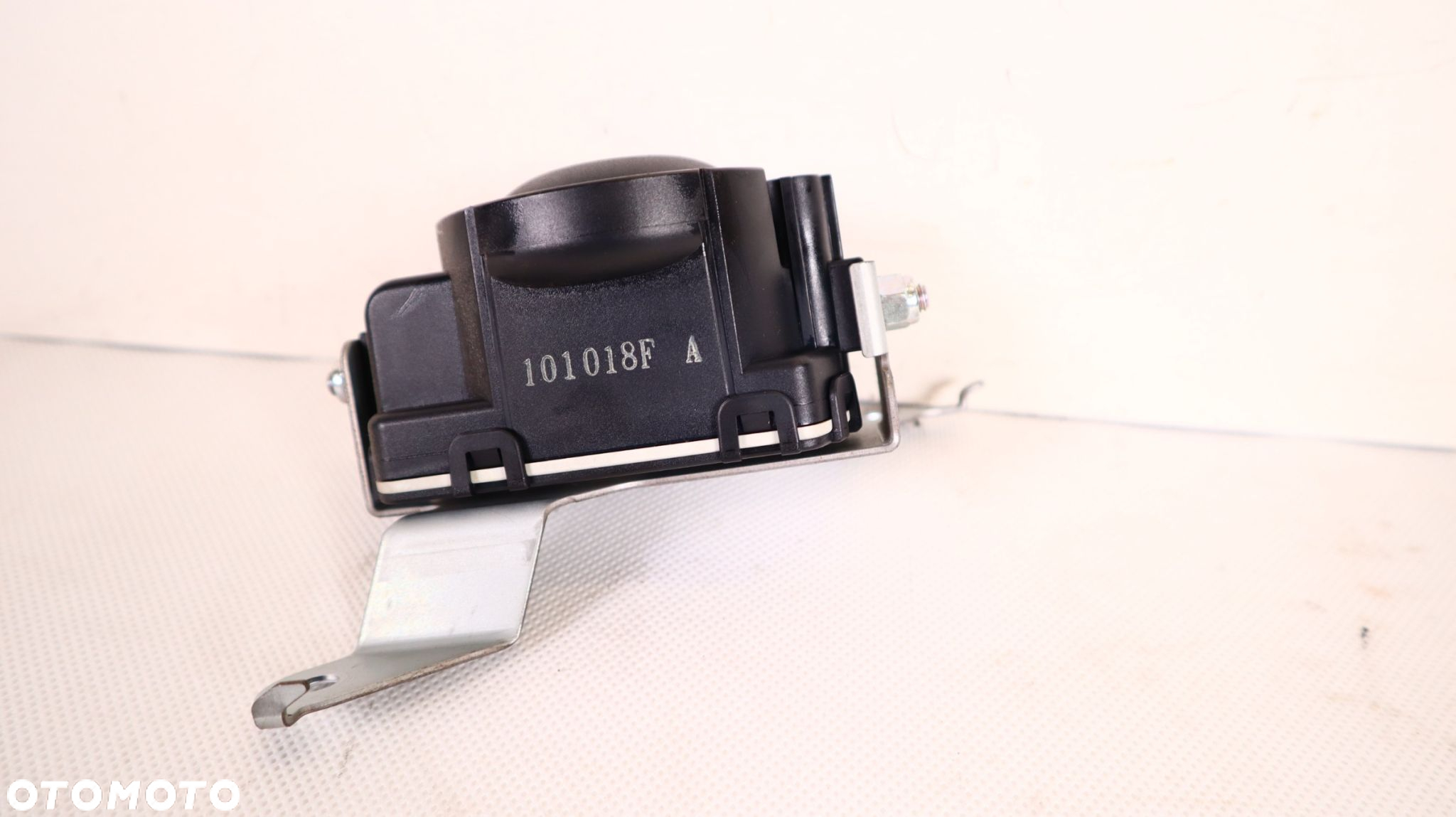 TOYOTA LAND CRUISER 200 SYRENA ALARMU 89040-60040 - 2