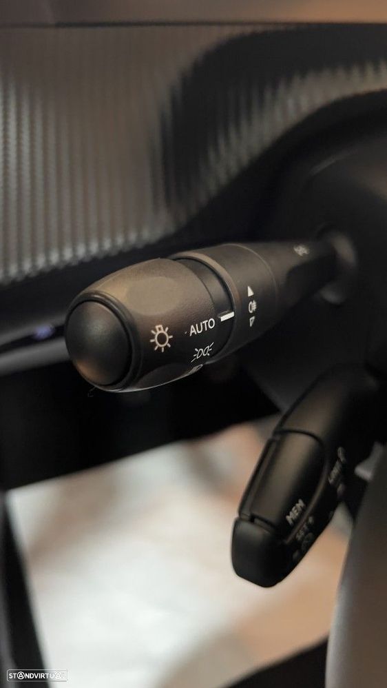 Peugeot 208 1.2 PureTech Active Pack - 14