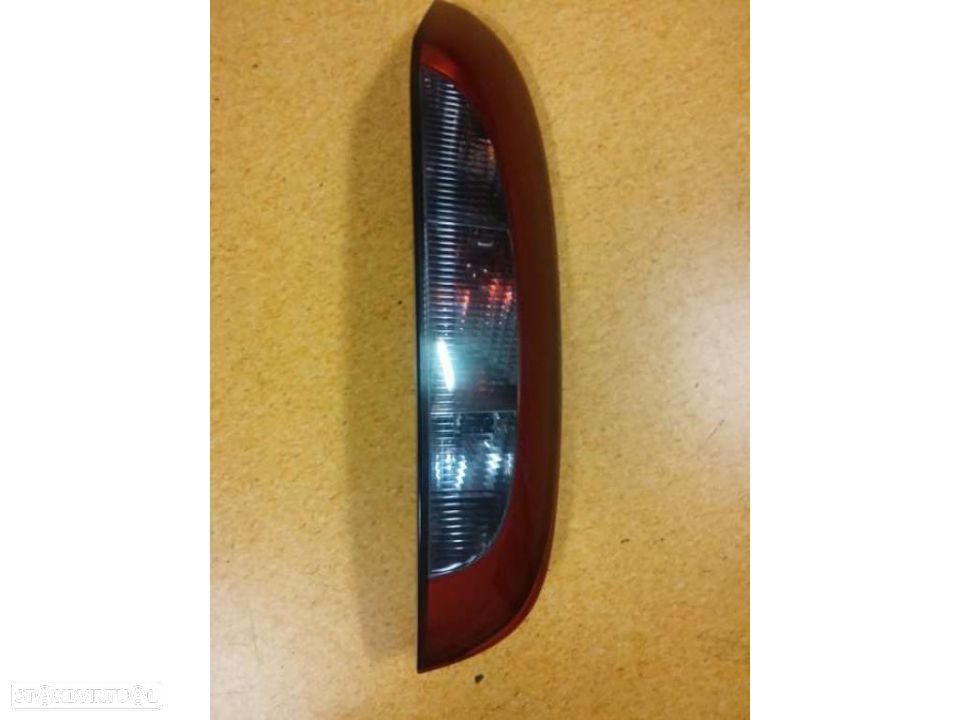 Farolim farol tras direito opel corsa C - 1