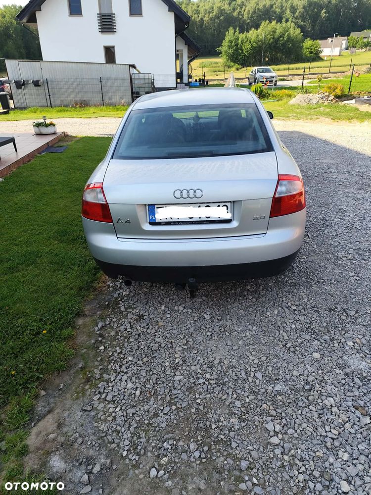 Audi A4 Avant - 5