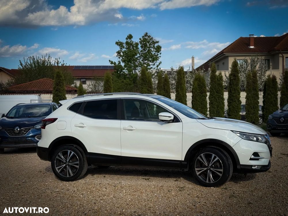 Nissan Qashqai 1.3 DIG-T TEKNA - 3