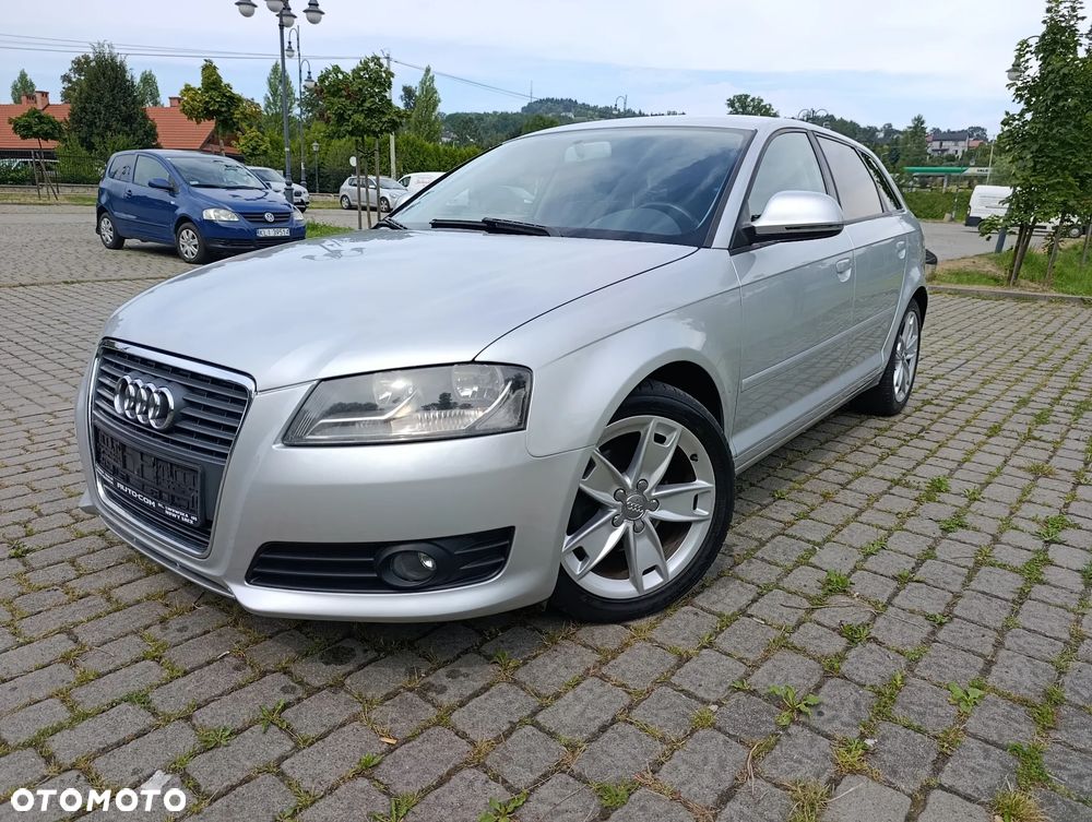 Audi A3 Sportback 2.0 TDI DPF Attraction - 1