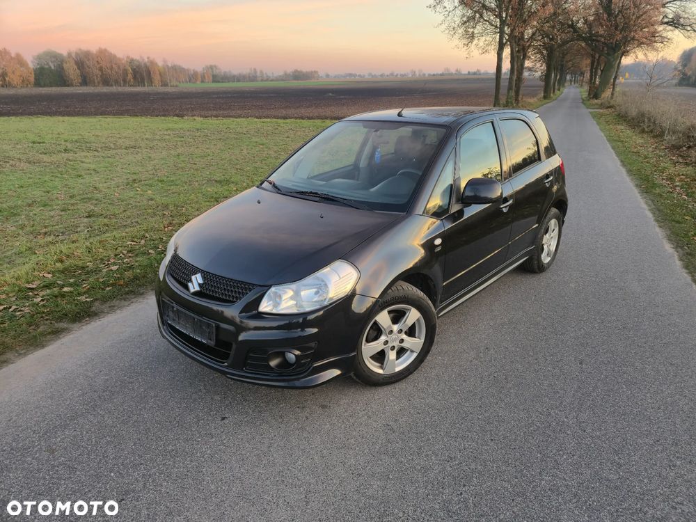Suzuki SX4 1.6 Premium - 33