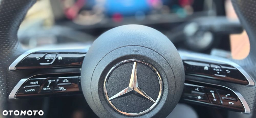 Mercedes-Benz Klasa E 220 d mHEV 4-Matic AMG 9G-Tronic - 21