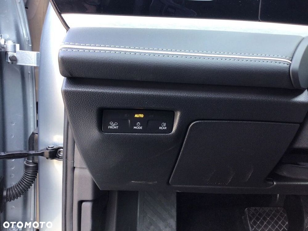 Volkswagen Passat Variant 1.5 TSI EVO Elegance DSG - 16