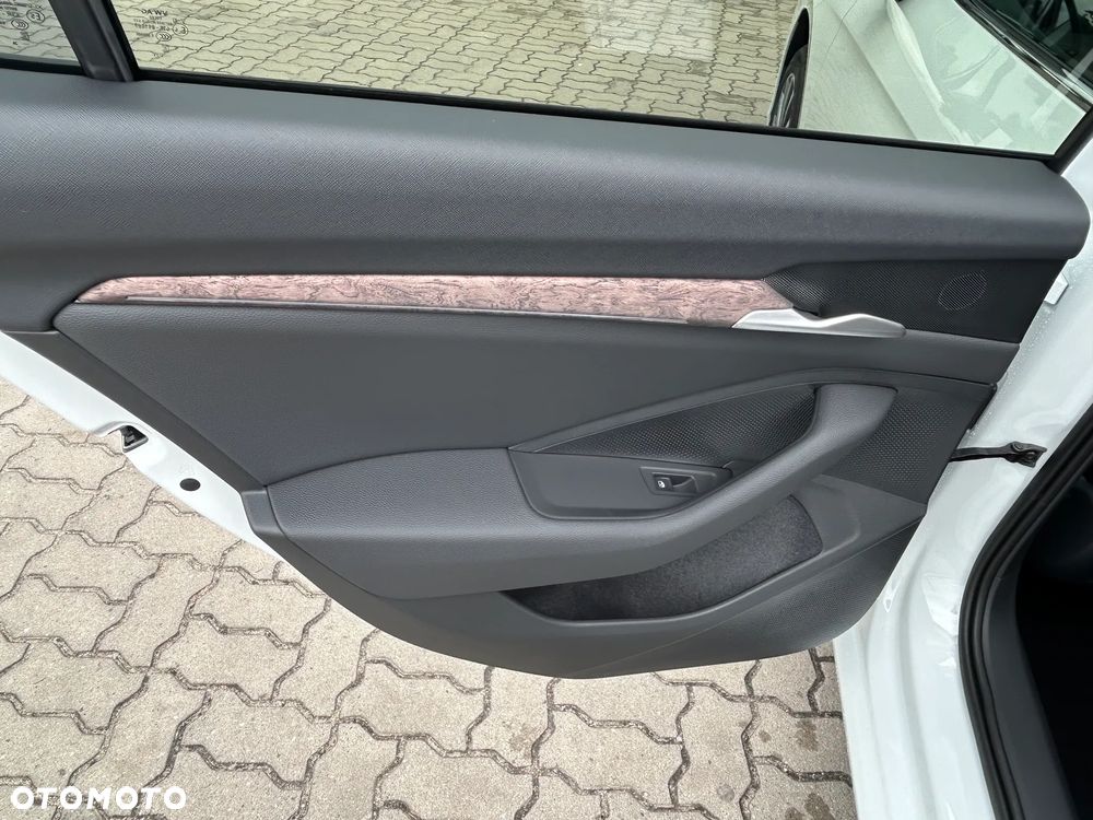 Skoda Superb 2.0 TSI L&K DSG - 15