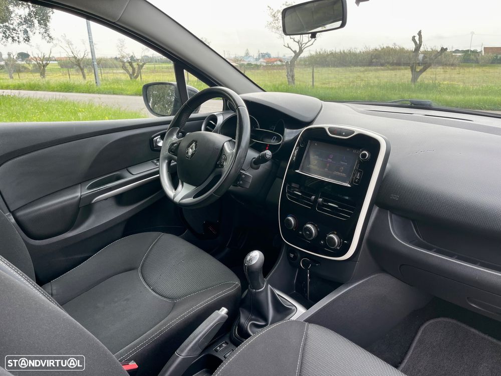 Renault Clio Sport Tourer 1.5 dCi Dynamique S - 16
