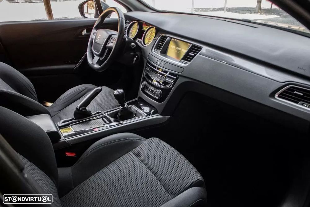 Peugeot 508 SW - 24