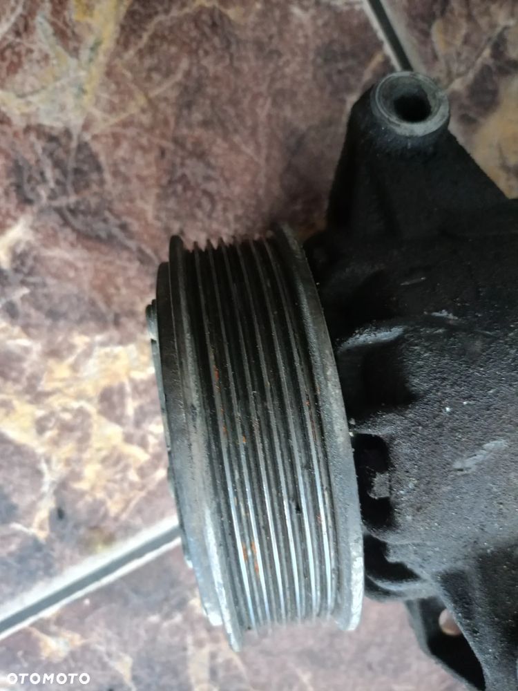 Kompresor klimatyzacji Renault Scenic 2, 2,0DCI - 2