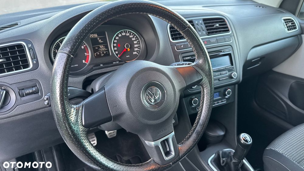 Volkswagen Polo Cross - 22