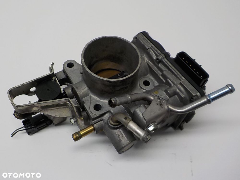 HONDA JAZZ III GE 1.4 I-DSI 16V PRZEPUSTNICA GME2B - 1