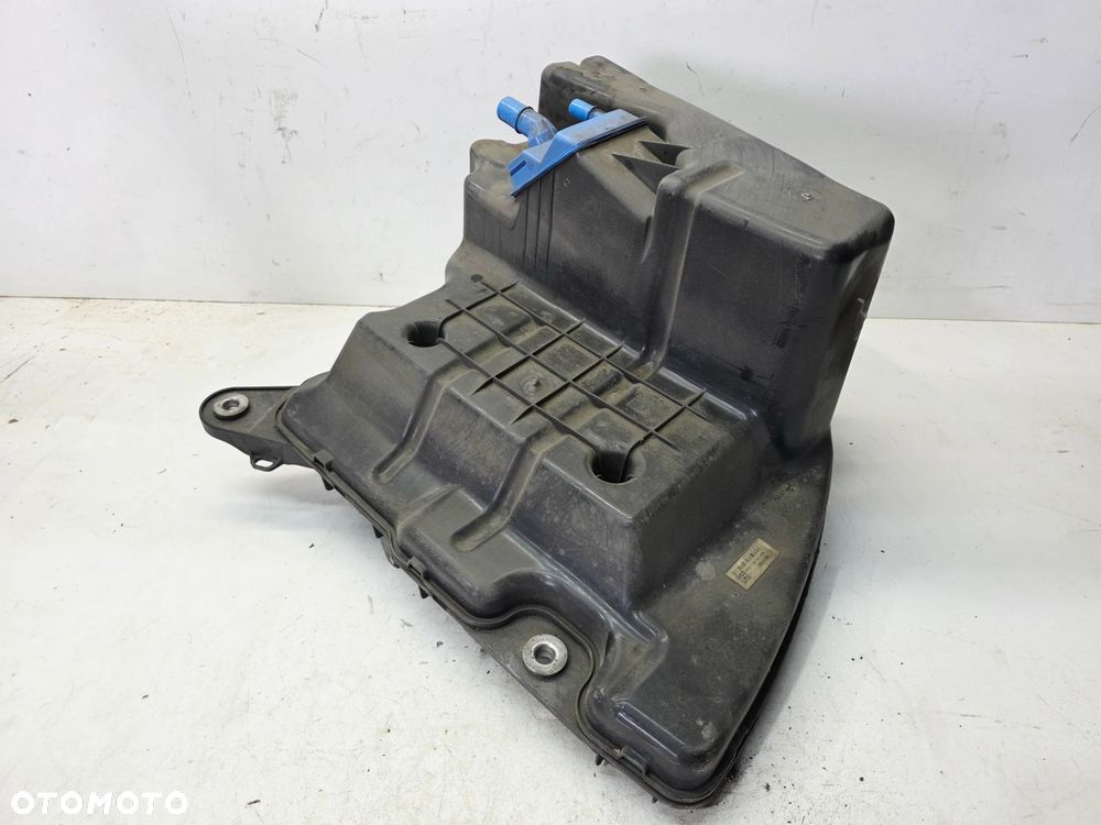 ZBIORNIK POMPA PŁYNU ADBLUE AUDI A4 B9 A5 8W 8W0131878BG 8W0131969H - 3