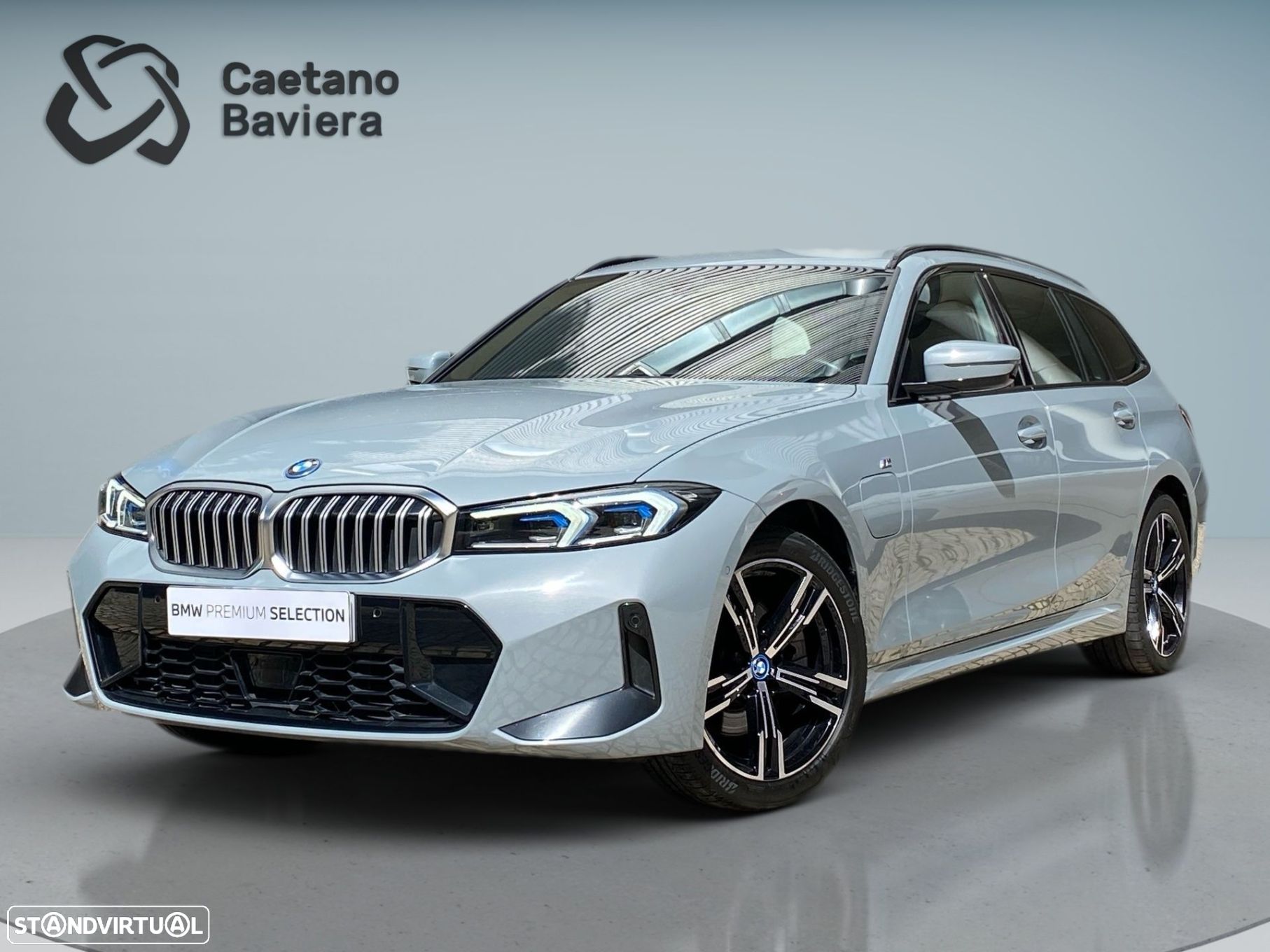 BMW 330 e Touring Pack Desportivo M Auto - 1