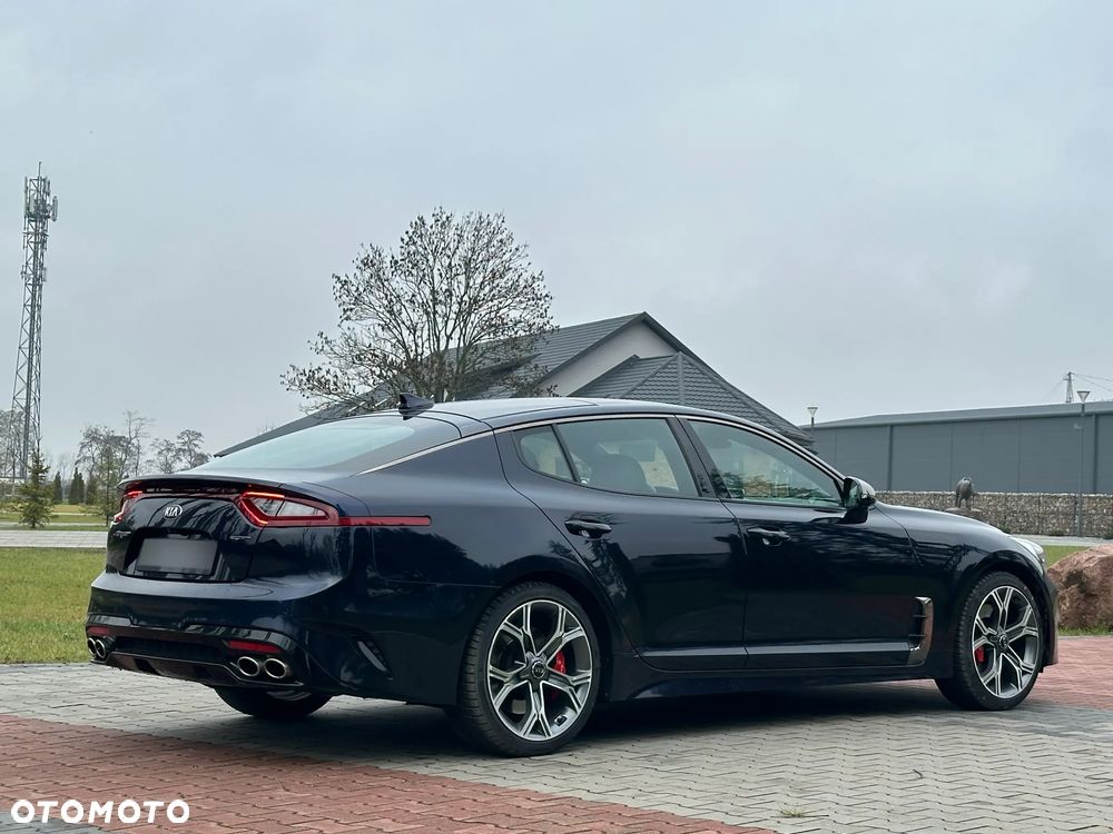 Kia Stinger - 5