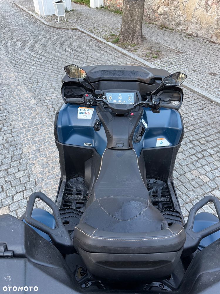 Can-Am Outlander Max - 9