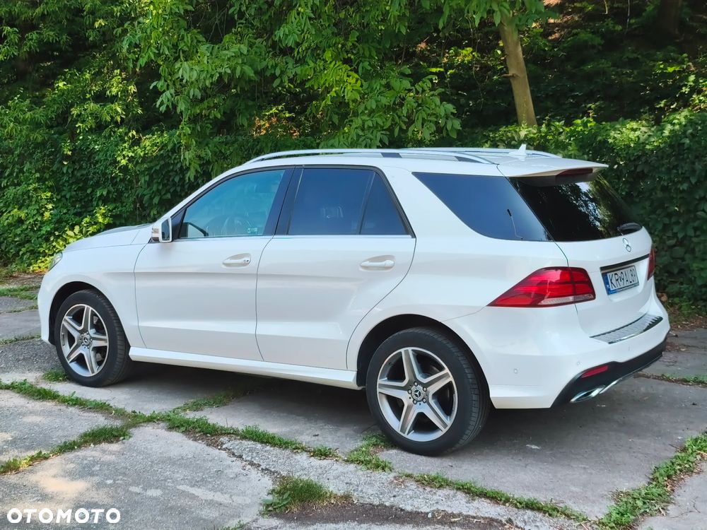 Mercedes-Benz GLE 250 d 4-Matic - 4