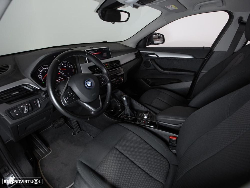 BMW X2 25 e xDrive - 8