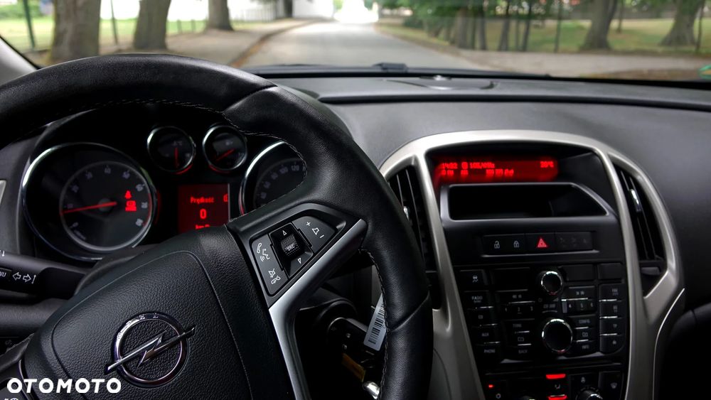 Opel Astra 1.4 Turbo - 15