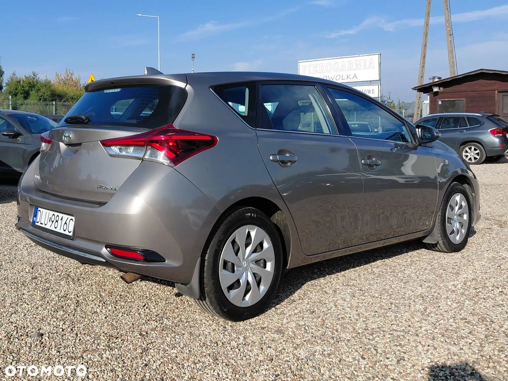 Toyota Auris 1.6 Comfort - 25