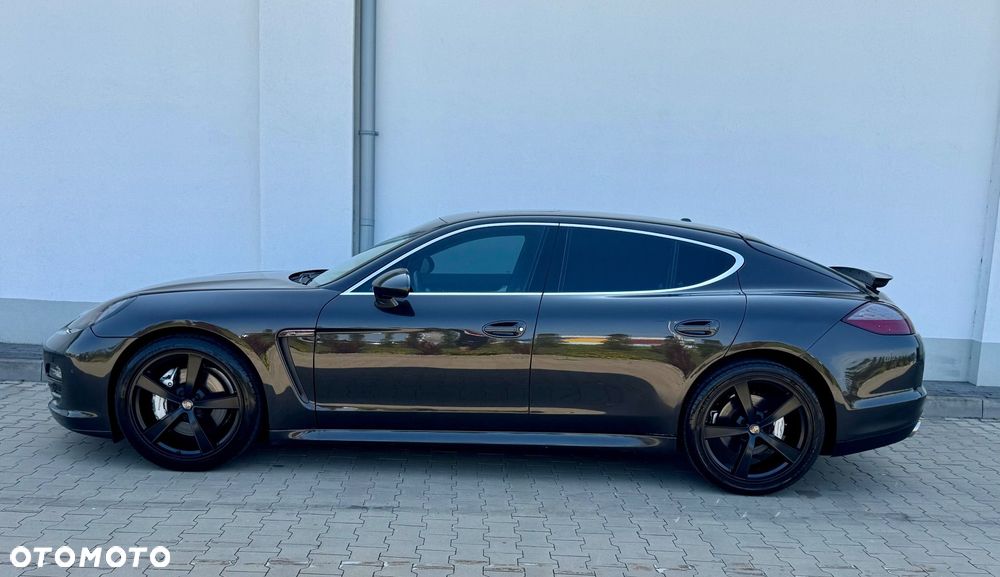 Porsche Panamera 4S PDK - 19