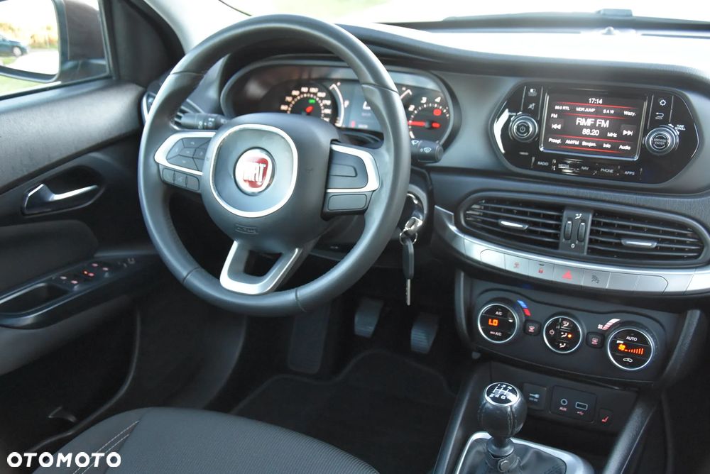 Fiat Tipo 1.4 16V More - 23