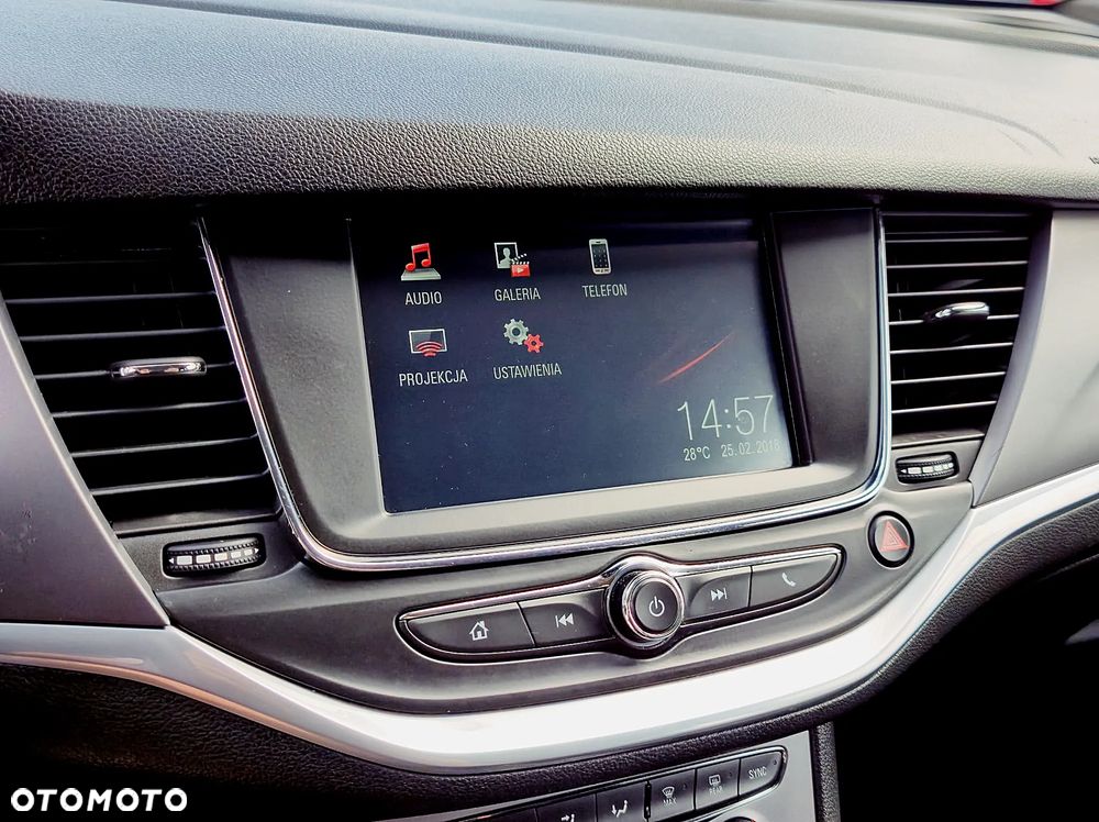 Opel Astra 1.4 Turbo Business - 16