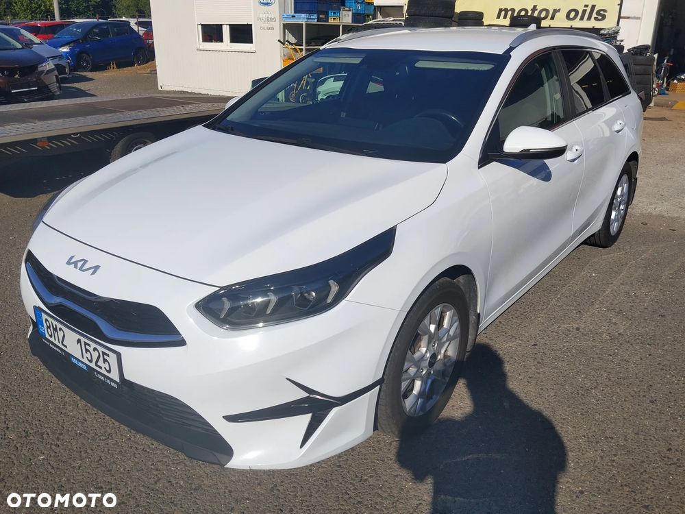 Kia Ceed - 1
