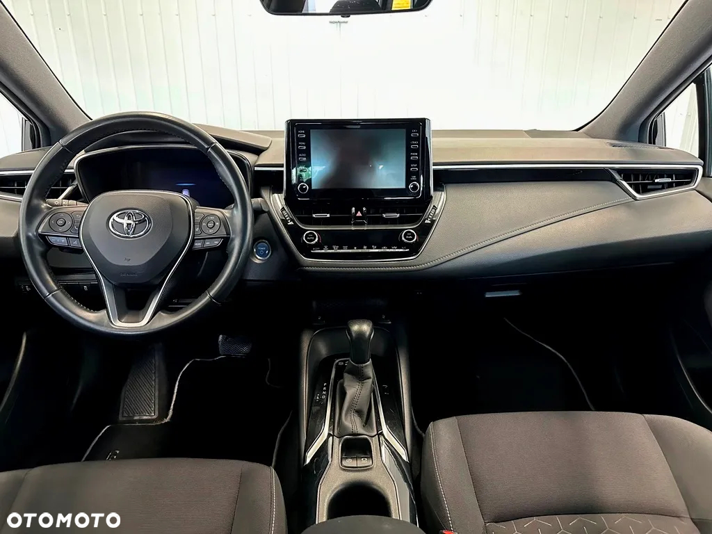 Toyota Corolla 2.0 Hybrid Comfort - 33