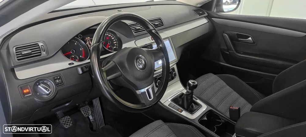 VW Passat CC 2.0 TDi Exclusive - 18