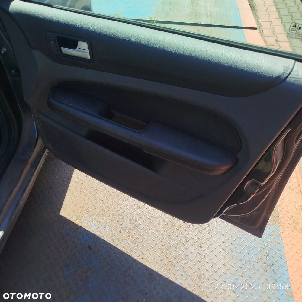 Ford Focus MK2  na części - 5