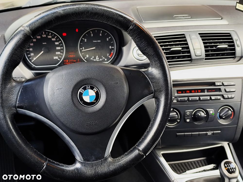 BMW Seria 1 - 18