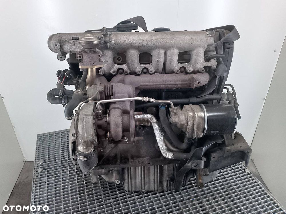 SILNIK VOLVO V70 II D5252T 2.5 D - 7